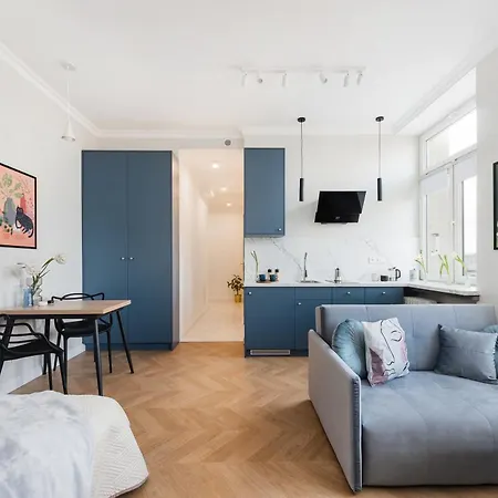 Azure Haven Old Town Apartment *