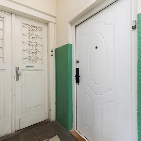 Azure Haven Old Town Апартаменты *