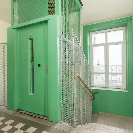 Апартаменты Azure Haven Old Town *