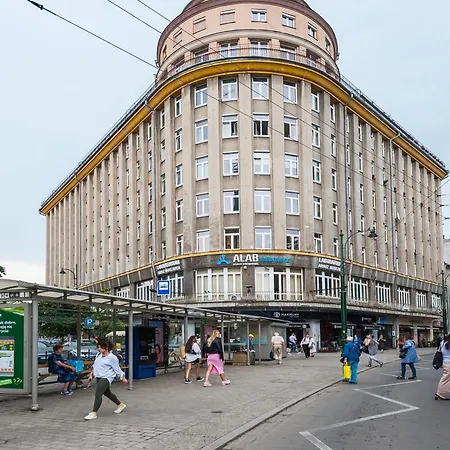 Azure Haven Old Town Апартаменты *